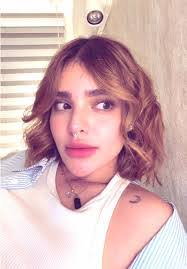 Silvia Lozada's Instagram, Twitter & Facebook