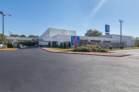 Image result for Motel 6 Decatur Decatur AL