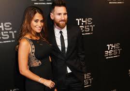 Check spelling or type a new query. La Foto De Antonella Roccuzzo En Instagram A La Que Leo Messi Ha Reaccionado Con Mucho Fuego