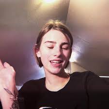 Nina Story's Instagram, Twitter & Facebook