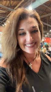 Debbie Paulsen (@debbie.paulsen)