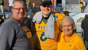 NDSU's Hendricks seals fate for Bison