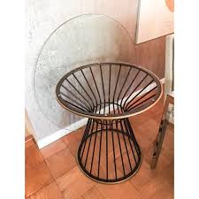 A round dining table is ideal for creating a more sociable atmosphere and for breaking up harsh lines, which makes them a popular choice for a kitchen table. Elm Parquet Top Round Dining Table Victorian Pedestal Dining Table With Round Top And Trefoil Platform Base 121 Cm Diameter 75 Cm High Show 1 More Like This Sule S Album