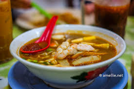 Halal cha kueh teow & local delights (bee hwa cafe). 10 Must Try Halal Foods In Penang Island Amalia S Travels Adventures Amalia S Travels Adventures
