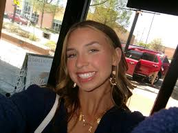 Destiny Brooke (@destiny.brooke) • Instagram photos and videos