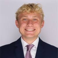 Lisa Elam's Instagram, Twitter & Facebook