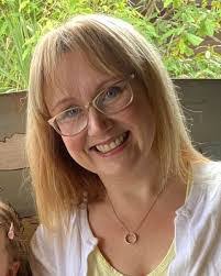 Sarah Leckie's Instagram, Twitter & Facebook