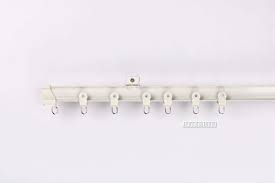 This flexible curtain rod is perfect for arch, porthole, oval and octagon window. Hand Bendable Metal Curtain Track