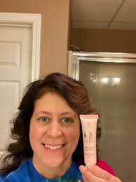 Love this crayon method to apply makeup! 🖍️