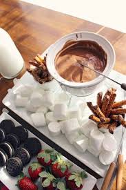 Amelia Marie Design Chocolate Fondue Bar Chocolate Fondue Chocolatefondue Ameliamariedesign Chocolatebar Chocolat In 2020 Chocolate Fondue Bar Food Fondue Night