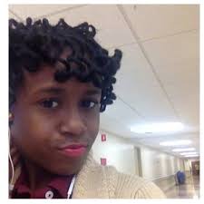 Leslieann Jobe (@Lesthelilone)