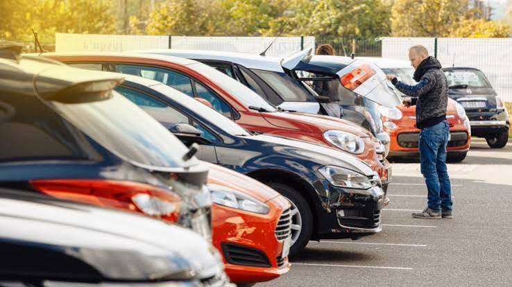 How Long Has a Dealership Had a Car? - Autotrader