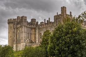 We'd like to wish everyone a very merry christmas from the whole team at arundel castle. Arundel Castle Dave Williams Photography Buildings Architecture Landmarks Castles Palaces Artpal