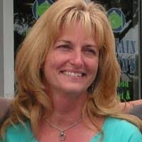 Sheila Hand's Instagram, Twitter & Facebook