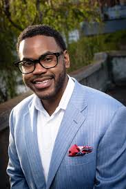 Cedric Small's Instagram, Twitter & Facebook