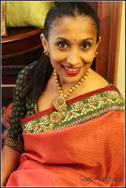 sss: PEPSI LOVES COKE...