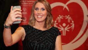 Conny hütter erneut schwer verletzt. Cornelia Hutter Verpasst Die Wm Knieverletzung Nach Garmisch Sturz