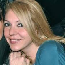 Stream Manuela Ferro music