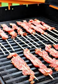 Wait Until You See The End Result Of These Korean Steak Kabobs Get The Grill Fired Up Lowcarb Dinner Beef Steak Grill Steak Kabobs Kabob Recipes Recipes