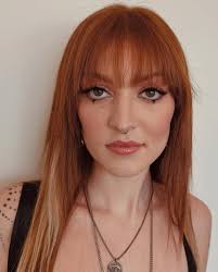 Iris Herrera Height, Age, Family, Biography » StarsUnfolded