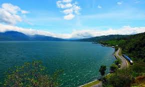 Taman mini indonesia indah merupakan tempat wisata yang berada di jakarta. Pesona Keindahan Danau Singkarak Di Sumatera Barat Andalas Tourism