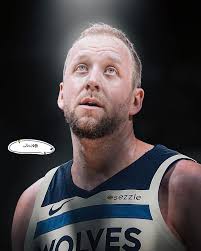 So funny everytime Joe ingles touches the ball the crowd erupts, it's like  a real life version of SpongeBob when he had the mop 😂