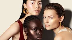 Rabanne's New Luminizer Comes with a Clutch