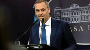 Manuel Adorni dijo que construy� su patrimonio antes de entrar al gobierno  y no quiso dar detalles