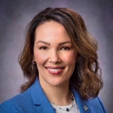 Danielle Stepanek's Instagram, Twitter & Facebook