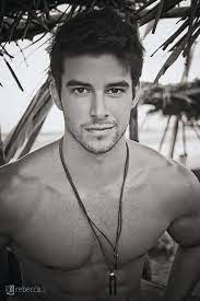 Epingle Sur Bernardo Velasco