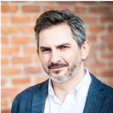 Personas mayores vulnerables que sufren maltrato: Guía de intervención en  el ámbito domiciliario Junio de 2022