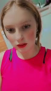 Bridget Sparkman's Instagram, Twitter & Facebook