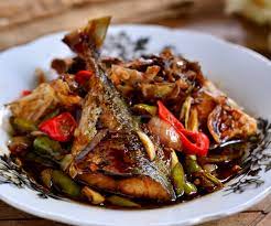 Sangat sesuai untuk dijadikan lauk makan tengahari dan malam, malah menu ini juga sangat sesuai untuk dimakan begitu sahaja. Aneka Resipi Lauk Pauk Kampung Sedap Untuk Makan Tengahari