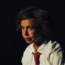 CLAIRES SCHIEFE BUEHNE in Olten mit wunderbar schraegen schiefen  GaestInnen: @romer_monika Romer, @verikabarett , @die_philosophinnen ,  Marianna, Florian Reichert und Reto Schäublin! Kommt! Es hat noch Platz am  13.11.2024 im Schwager Theater Olten!