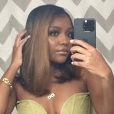 Baylee Wall (@queenbayleewall)