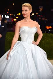 La guerre des gangs fait rage. Claire Danes Explains Why She Turned Down Titanic Role