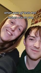 Ethan Barrett (@eeethanbarrett)