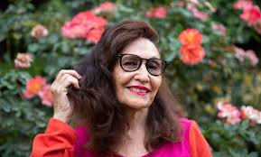 Kathie sanders leaks she has a dog, which is not problem