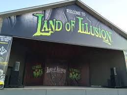 A 16-Year-Old Girl With A Heart Condition Collapsed And Died While Inside A  Haunted House