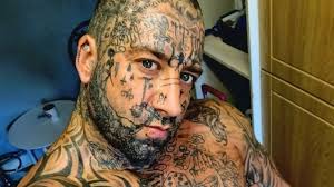 Ian Griggs's Instagram, Twitter & Facebook