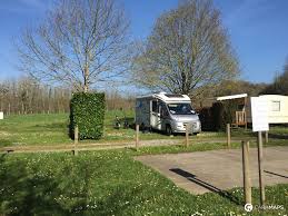 Pour l'article homonyme, voir camping à la ferme (film). Accueillir Des Camping Cars Sur Son Terrain Prive