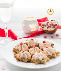 Tartine Croccanti Con Mousse Di Salmone E Melograno Idee Alimentari Tartine Ricette