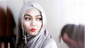 Hasil gambar untuk foto terbaru rina nose