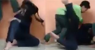Rakaman tersebut dimuatnaik di facebook teguh. Padu Warganet Puji Mangsa Buli Balas Pukulan Si Pembuli Fokus Cari Infonet