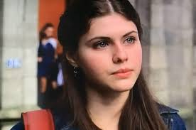 And… another before they were famous which I missed. (Only remembered her  in CI.) Alexandra Daddario “Enemy” S15 E10 (her appearances below) :  r/LawAndOrder