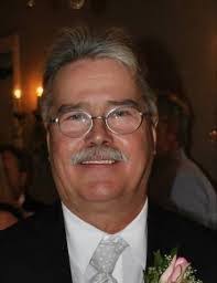 Timothy Hux's Instagram, Twitter & Facebook