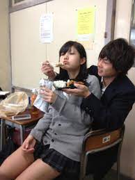 女子 高生 69