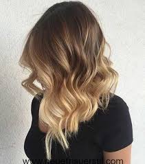 Dieses modell wird ihre haare flechtfrisuren für mittellange gewellte haare. Lange Gewellte Frisur Mit Ombre Lange Haare Wellen Haarschnitt Lange Haare