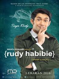 Ketika dia di sekolah menengah, ainun dikenal sebagai gadis yang cerdas dan menjadi incaran banyak siswa pria, termasuk habibie. Rudy Habibie Full Movie