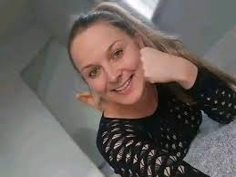 I Lisa Kelly promise to love you from the very depth of my heart If I can  get I love you 😘❤️💕 from a special person ❤️❤️❤️💋💋💋💋